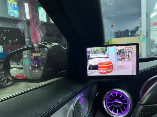 gương toshi kết hợp cùng gương truyền thống