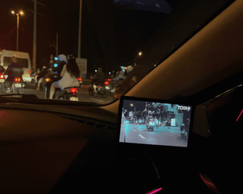 trải nghiệm gương Toshi