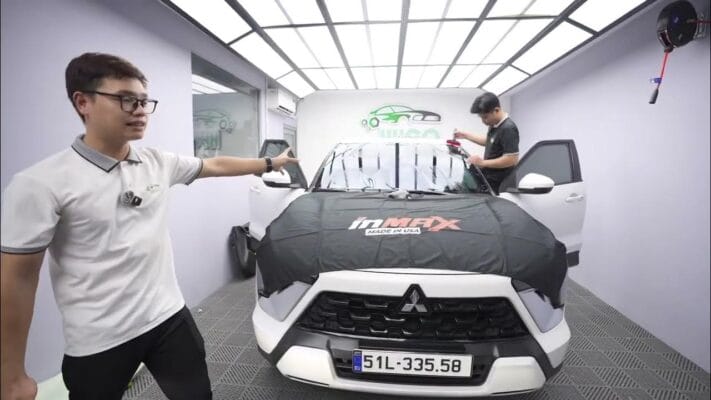 Lắp đặt Phim Cách Nhiệt Điện Tử Apex chuyên nghiệp tại Hugo Auto Thủ Đức.